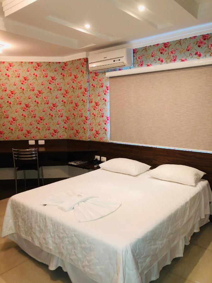Shelton Palace Hotel Paranavaí Eksteriør billede